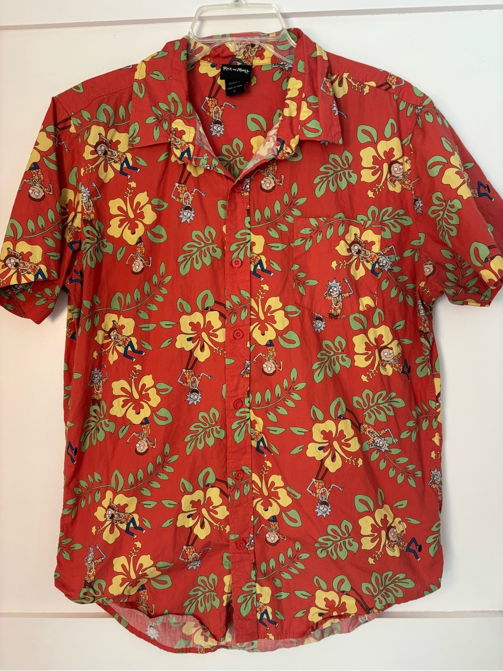 Rick and Morty Red Floral Short-Sleeve Button-Down Shirt size large